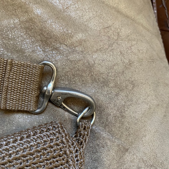 The Sak Crochet Fanny Pack - Picture 4 of 6